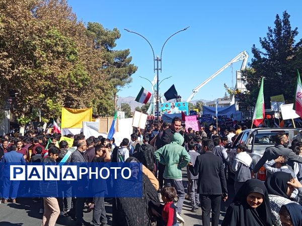 حماسه ای جاوید در سیزده آبان 