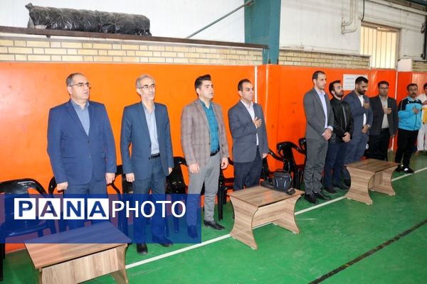 ویژه‌ برنامه گرامیداشت هفته تربیت‌بدنی در دبستان شاهد فرخی مرند