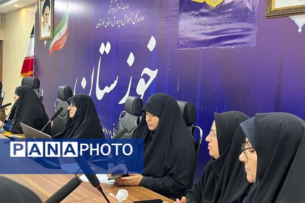 برگزاری کارگاه دانش‌افزایی دیدگاه امام خمینی (ره) به نقش سیاسی بانوان در خانواده و جامعه