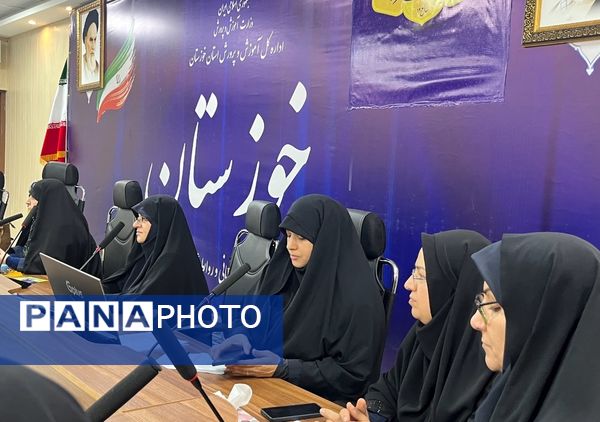 برگزاری کارگاه دانش‌افزایی دیدگاه امام خمینی (ره) به نقش سیاسی بانوان در خانواده و جامعه