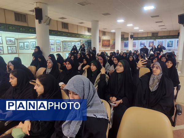 سومین روز از اردوی راهیان نور دانش‌آموزان قائم شهری