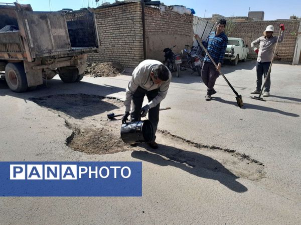 کوچه دبیرستان مادر مهربان نقاب سامان یافت