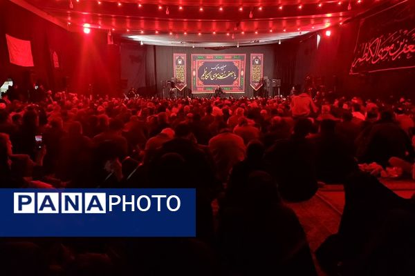 پیشوا در سوگ امامزاده جعفر (ع)؛ اجتماع عاشقان حضرت در حرم مطهر