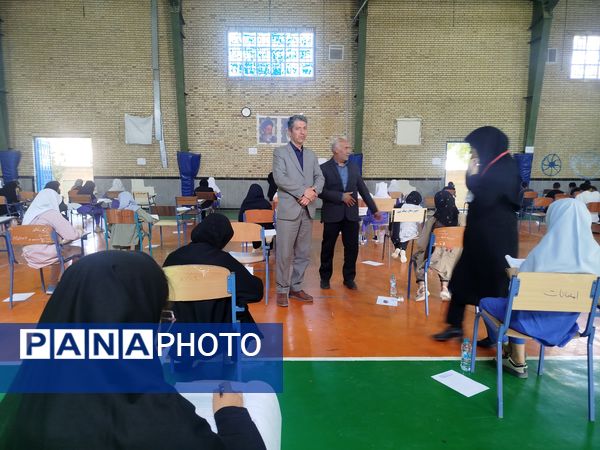 برگزاری آزمون ورودی مدارس تیزهوشان مقطع متوسطه اول در فاروج