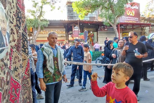 برگزاری مسابقات دارت در موکب‌های جشن غدیر در شهرستان شیروان
