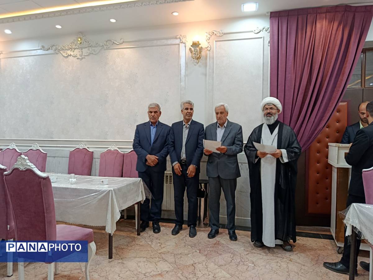 مراسم تجلیل از عوامل هیئت فرهنگیان و دانش آموزی شهرستان کاشمر