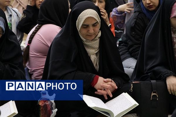 جشن نیمه شعبان و محفل انس با قرآن کریم در آستانه امامزاده سید لطیف(ع) نسیم‌شهر