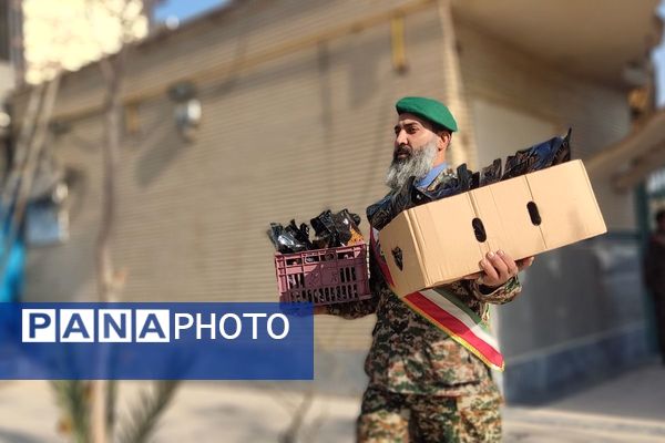 مراسم عزاداری حضرت ام‌البنین(س) همراه با تجلیل از خانواده‌های شهدا در رباط‌کریم