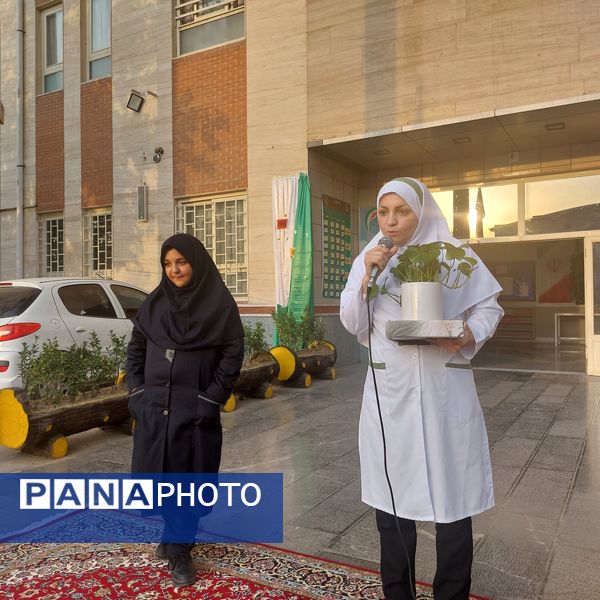 روز پرستار روز مهر و فداکاری در مدرسه هوشیار ناحیه ۱ مشهد مقدس 