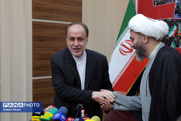 جلسه ستاد مرکزی دهه فجر انقلاب اسلامی 