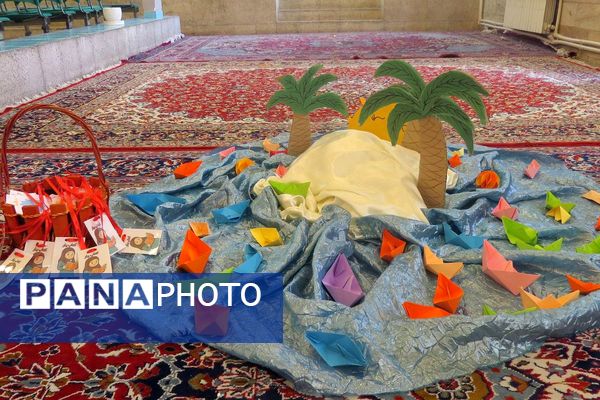 طنین هفته کتاب در دبستان وحیدکیهانی