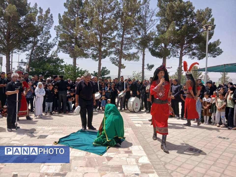 تعزیهخوانی اباعبدالله الحسین در روز عاشورای حسینی در روستای نقاب