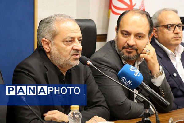 گرامیداشت روز خبرنگار در سازمان دانش‌آموزی؛ تجلیل از خبرنگاران دانش‌آموز پانا شهرستانهای تهران با حضور وزیر آموزش و پرورش