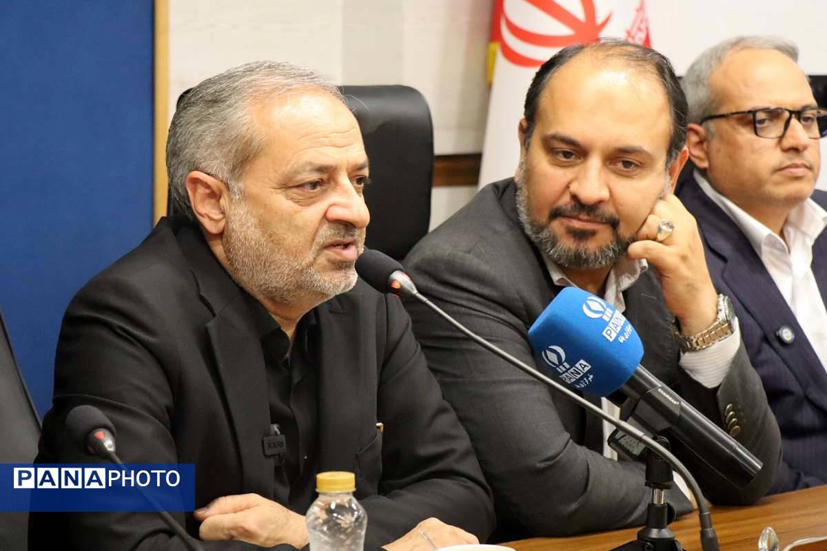 گرامیداشت روز خبرنگار در سازمان دانشآموزی؛ تجلیل از خبرنگاران دانشآموز پانا شهرستانهای تهران با حضور وزیر آموزش و پرورش