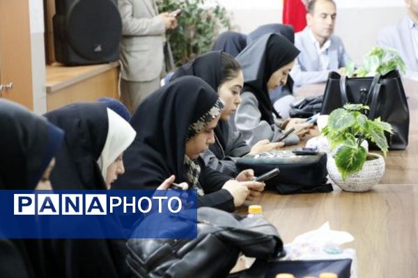 نشست خبری مدیر مرکز ارزشیابی و تضمین نظام آموزش و پرورش با اصحاب رسانه در ناحیه دو شهرری 