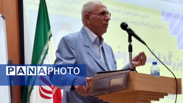 بزرگداشت پروفسور مریم میرزاخانی در دانشگاه آزاد واحد کرج