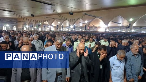 حضور پرشور مردم در نماز جمعه یاسوج