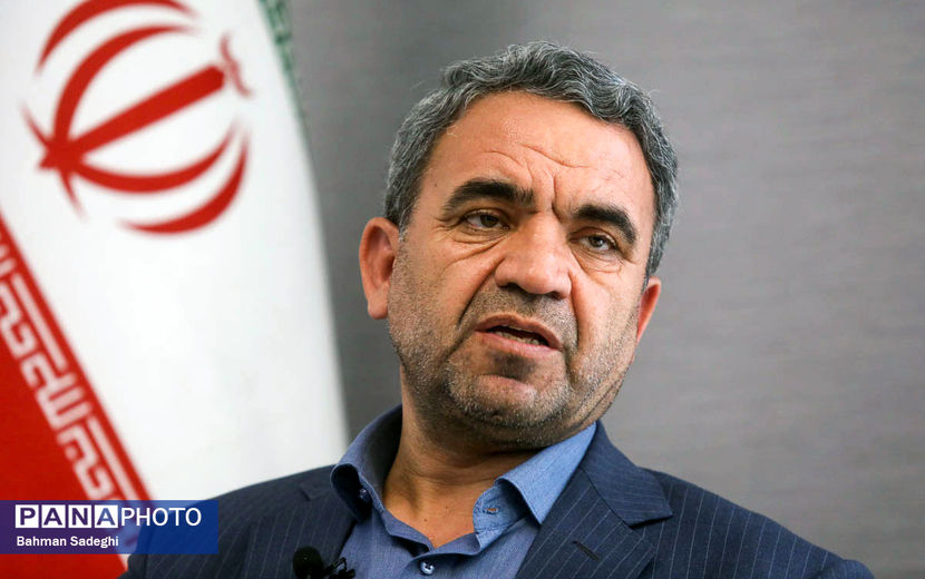هیچ تفاوتی نباید بین دانش‌آموزان مدرسه دولتی و غیر‌دولتی قائل شد/ ضرورت مشارکت دانش‌آموزان در فعالیت‌های اجتماعی و گروهی