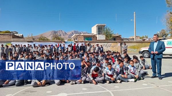 رزمایش پدافند غیر عامـل در دبیرستان نمونه دولتی شهید حاج قاسم سلیمانی شهرستان بن 