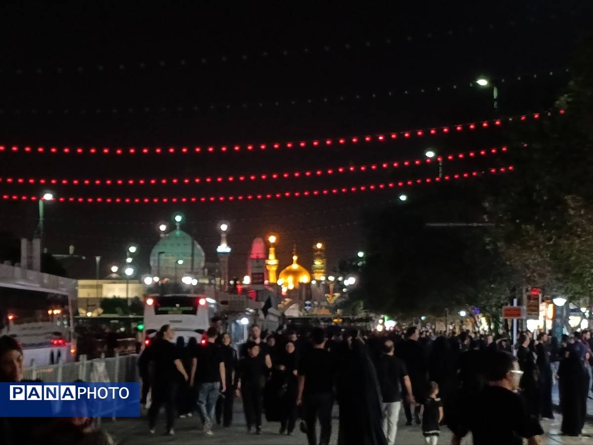 شمعهای اشک و آه مشهد در سوگ شام غریبان