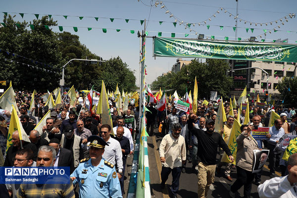 راهپیمایی مردمی علیه تهاجم رژیم صهیونیستی به ایران - تهران
