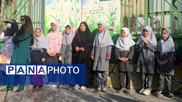 جشن روز پرستار و ولادت حضرت زینب(س) در دبستان نیایش 2