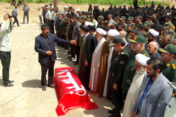 مراسم وداع با شهید «امین عسگری» در گهرو