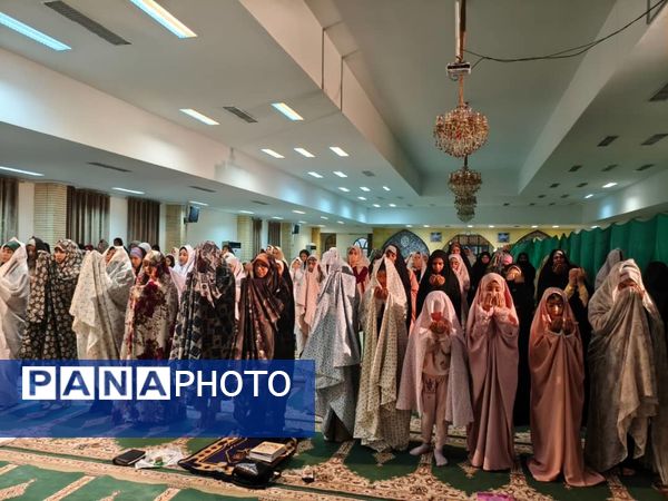 لحظات ناب اعتکاف دانش‌آموزی دختران در جاسک