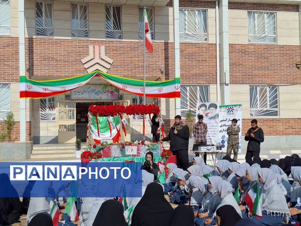 میزبانی دانش‌آموزان دختر بیرجندی از شهید گمنام 