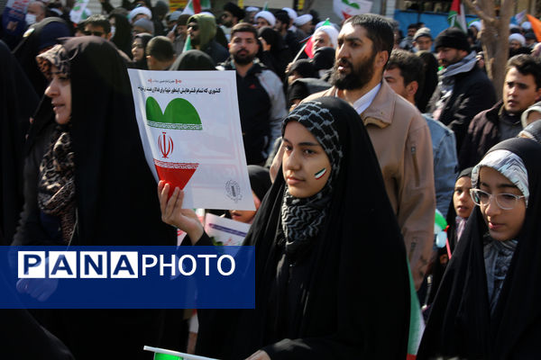 حس و حال نوجوانان در جشن چهل و ششمین سالگرد پیروزی انقلاب اسلامی 