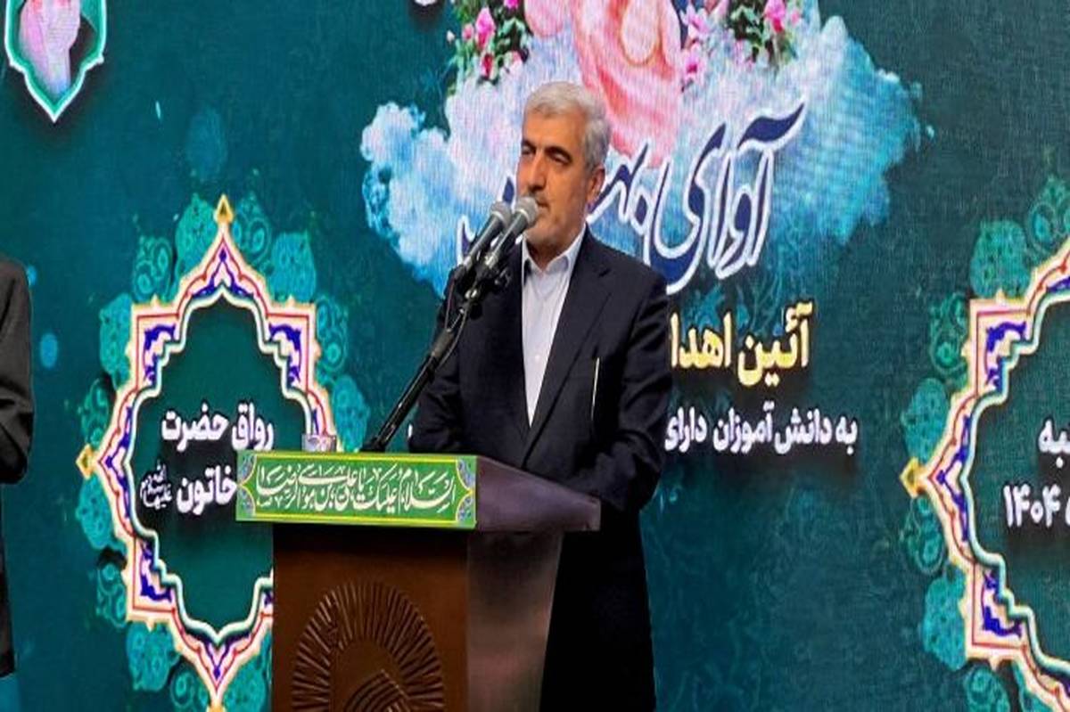 اهدای ۳۵۰ سمعک به دانش‌آموزان با آسیب شنوایی