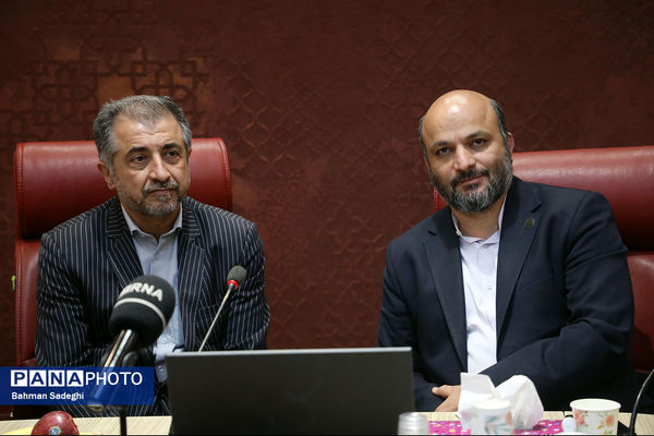 آیین تجلیل از معلمان نمونه استانی شهرستان‌های استان تهران