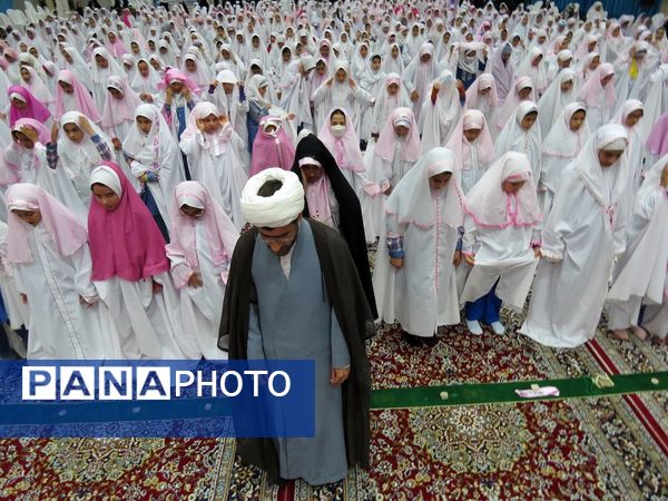برگزاری جشن روزه اولی دختران در مصلی امام خمینی(ره) شهرستان بجنورد
