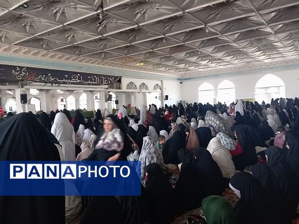 نماز جمعه در شهرستان کاشمر 