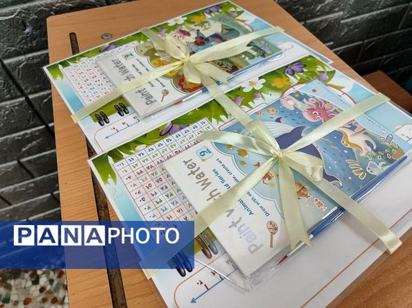 آیین جشن شکوفهها در دبستان شاهد شهید بهنام محمدی ناحیه 2 کرج