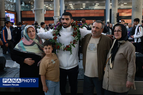 بازگشت کاروان ورزشی تیم‌های ملی دانش‌آموزی ایران از مسابقات ژیمنازیاد جهانی ۲۰۲۴ بحرین