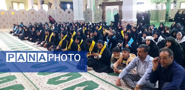 آشنایی دانش‌آموزان شمال شرق کشور با تاریخ دفاع مقدس