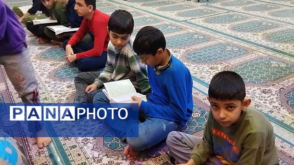 دم دمای اذان و قرائت آیاتی چند از قرآن 