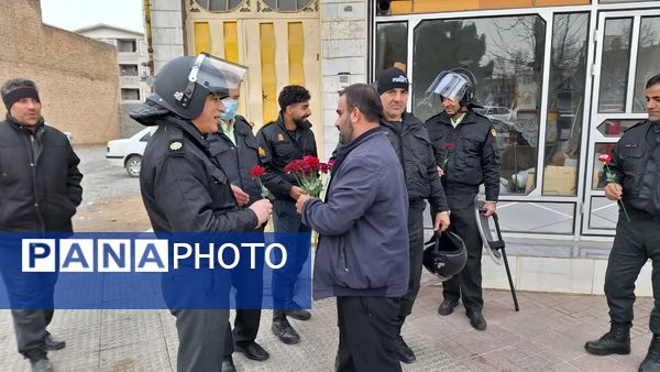 قدردانی مردم از مدافعان امنیت در روز پدر