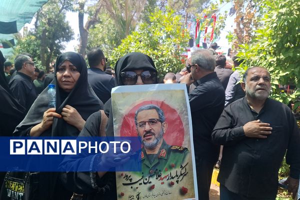مراسم تشییع پیکر سردار شهید غلامحسین غیب پرور