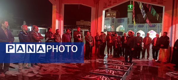 غبار روبی مقبره شهدای گمنام نیشابور