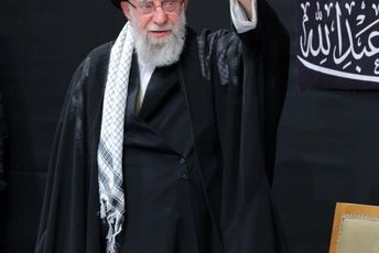 روایت حضور مقتدرانه رهبر انقلاب در حسینیه امام خمینی(ره)