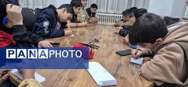 هم اندیشی خبرنگاران ارشد مدارس پسرانه کاشمر