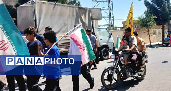 پیاده‌روی خانوادگی روستاییان «صرم» قم به‌مناسبت هفته دولت