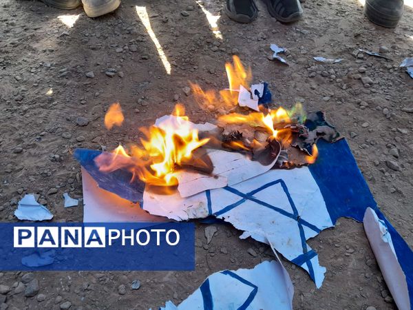 گرامیداشت سیزده آبان در دبیرستان مادرمهربان خلیل آباد