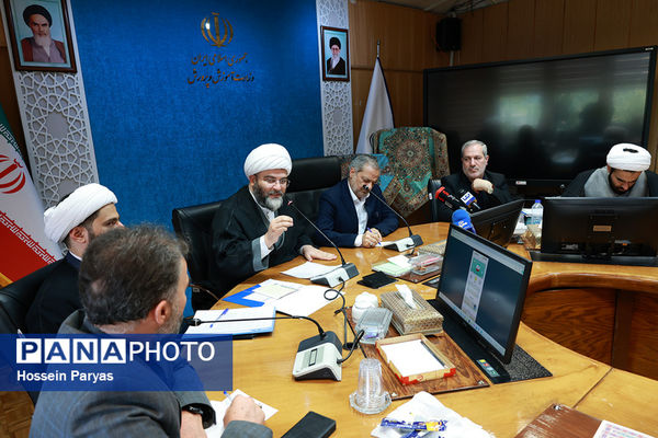 آیین رونمایی از کاربرگ حفظ موضوعی قرآن کریم و بازی آی‌لیگ