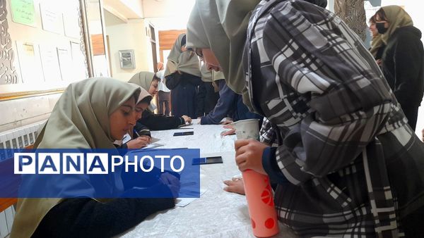 انتخابات شورای دانش آموزی در دبیرستان نورالهدی