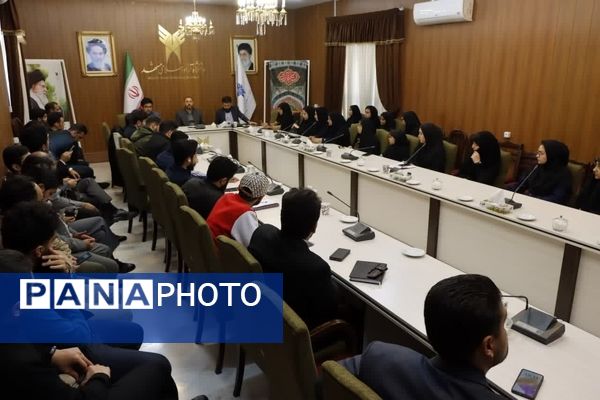 نشست صمیمی شورای عالی استان‌ها با نمایندگان مجمع دانشجویی