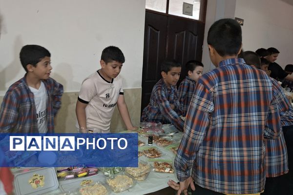 برگزاری بازارچه کسب و کار دانش‌آموزی با مهارت کسب و کار و درآمد و استقلال مالی