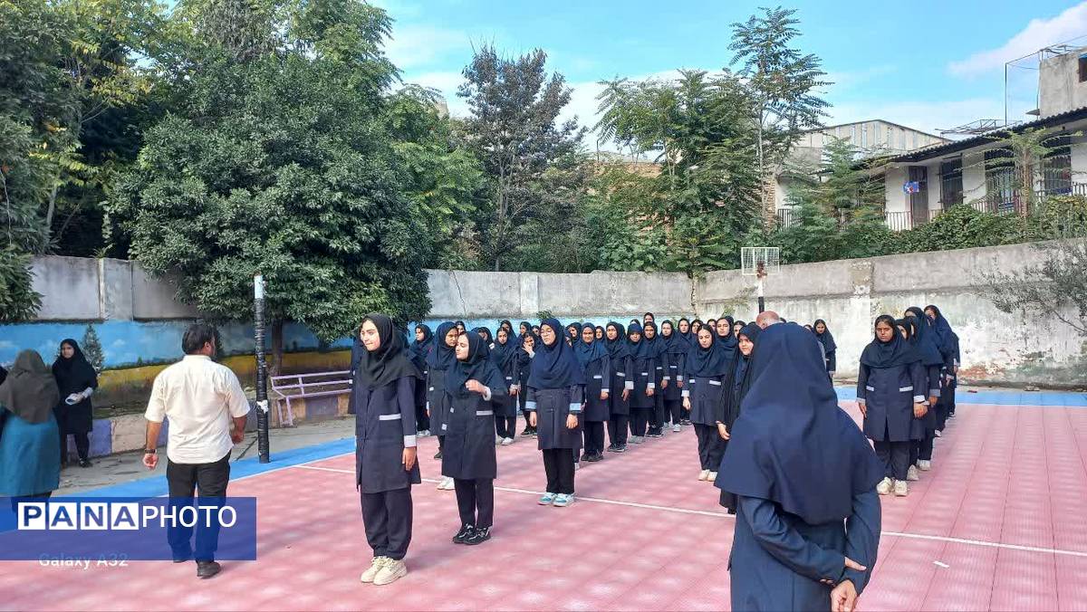 آموزش رژه نظامی برای دختران فاطمی